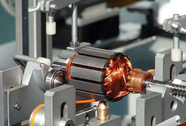 西安西瑪電機轉(zhuǎn)子動平衡試驗。