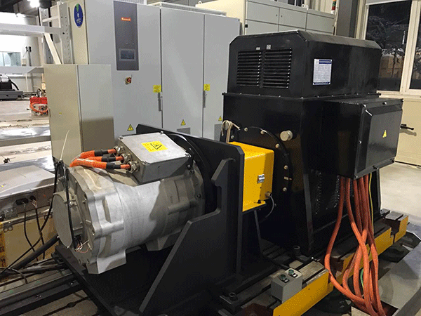 西瑪電機速度的檢測是如何通過增加一個輔助裝置來完成的。