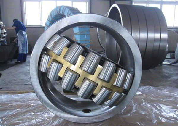 高壓電機(jī)滾子軸承失效原因及改進(jìn)措施 高壓電機(jī)滾子軸承失效原因及改進(jìn)措施