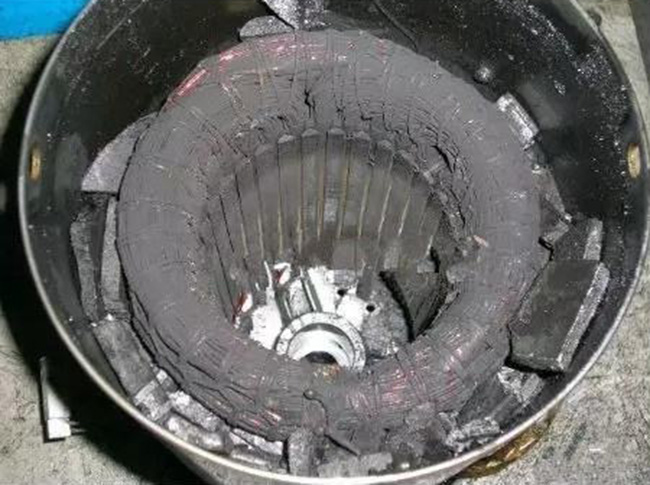 可能導(dǎo)致低壓電機燒毀的原因有哪些？